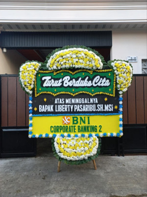 Papan Bunga Duka di Oetete