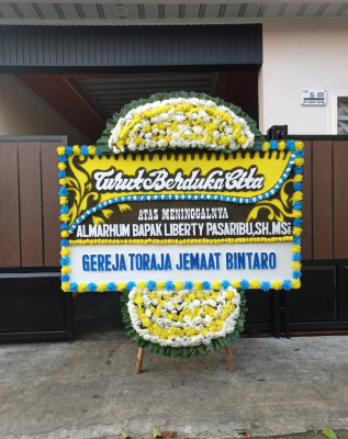 Papan Bunga Duka di Oetete